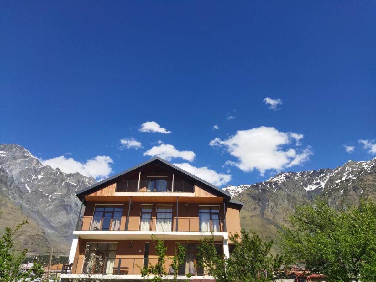 Discover Kazbegi Hotel Exterior foto